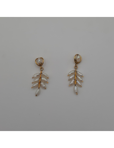 Pendientes de plata dorada con perlas